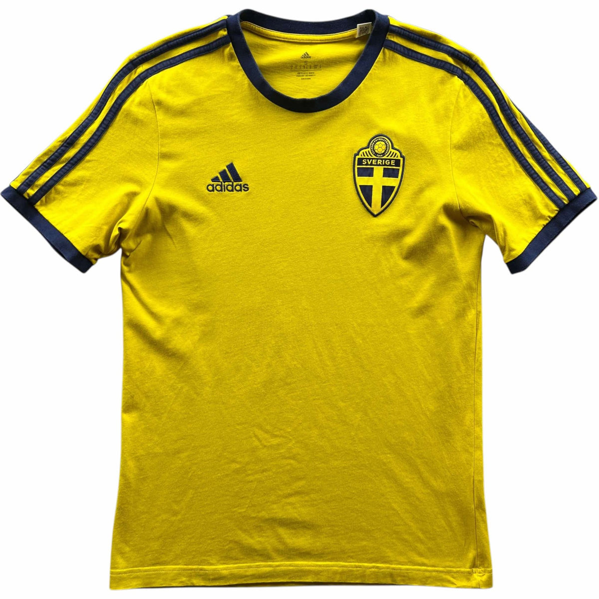 Sweden 2022 Adidas t-shirt size S
