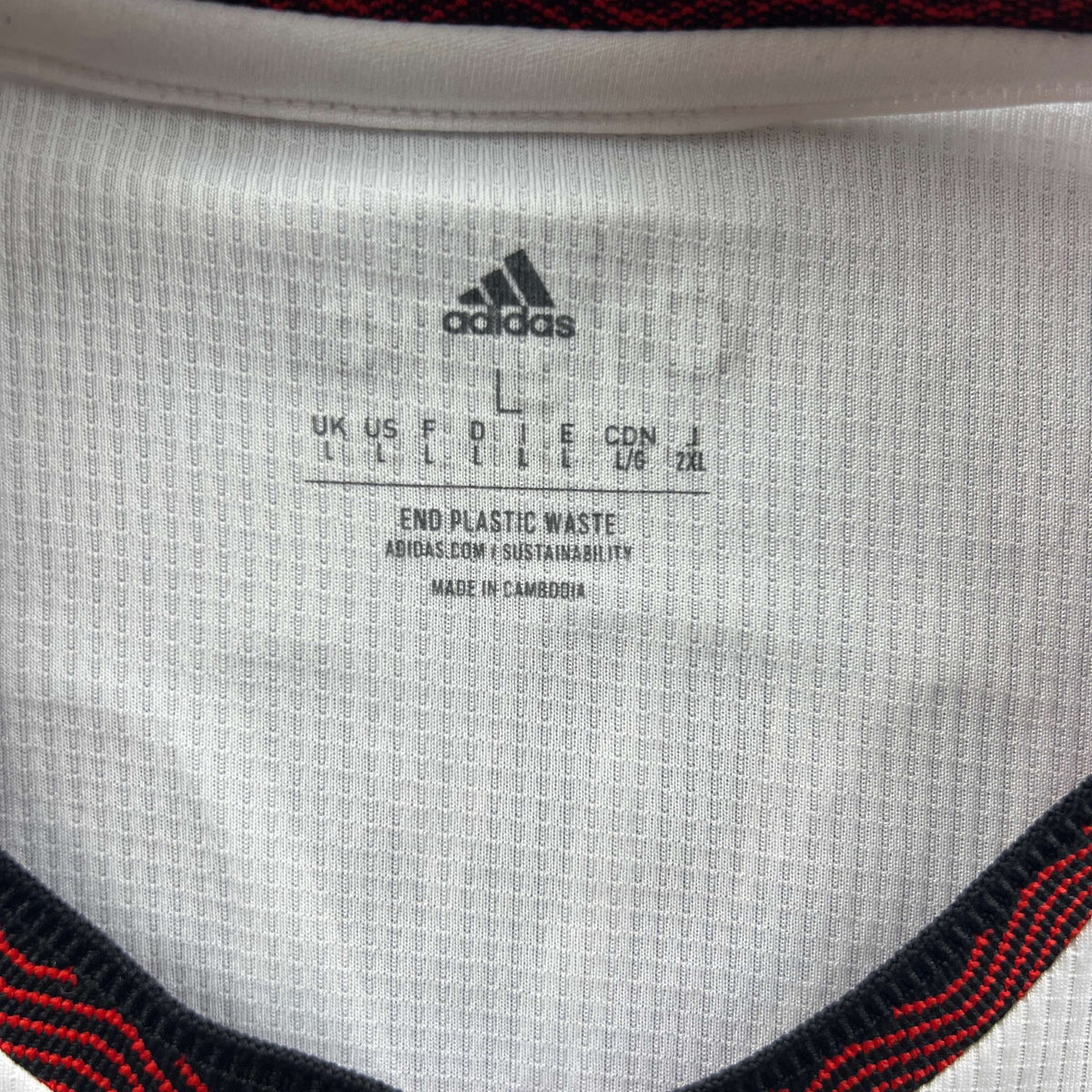 Fulham 2022-23 Adidas home „Get Involved #1” football shirt size L