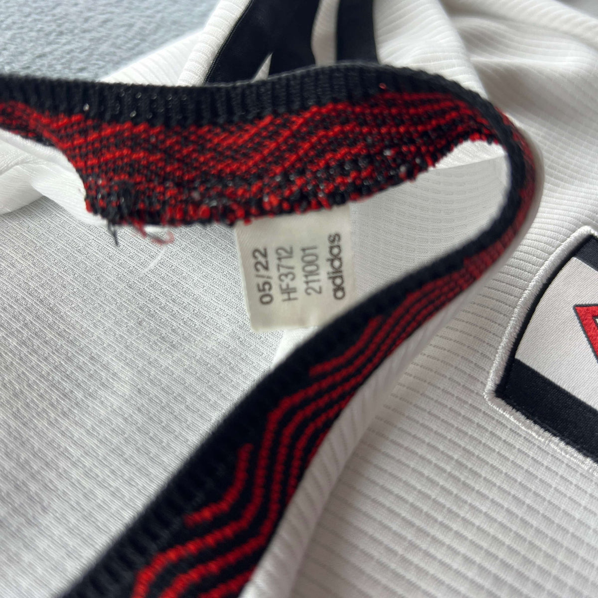 Fulham 2022-23 Adidas home „Get Involved #1” football shirt size L