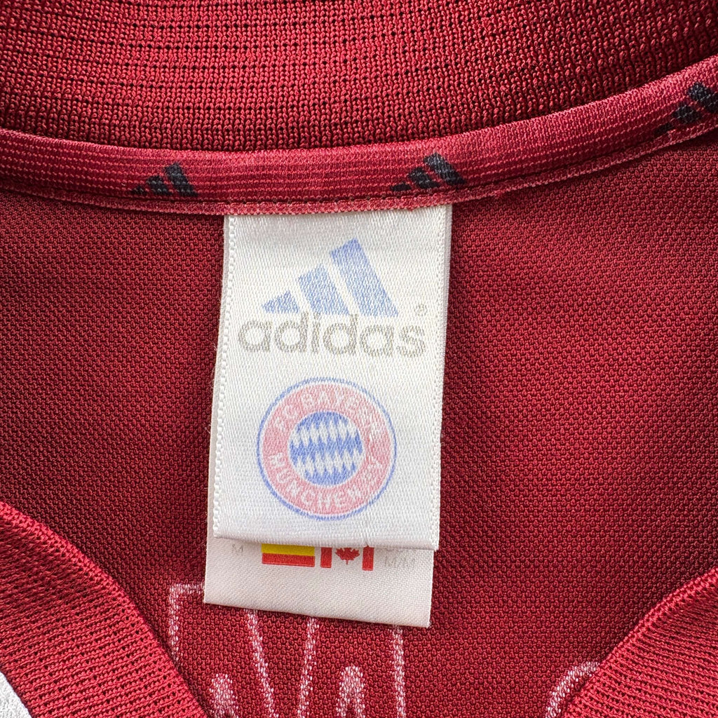 Bayern München 2001-02 Adidas home football shirt size M