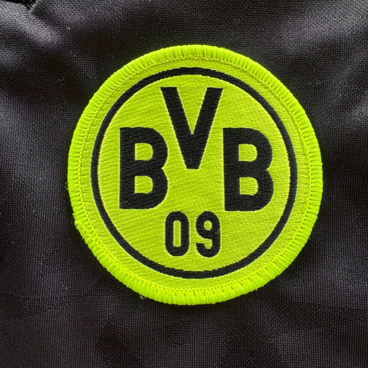 Borussia Dortmund 1995-96 Nike away football shirt size M