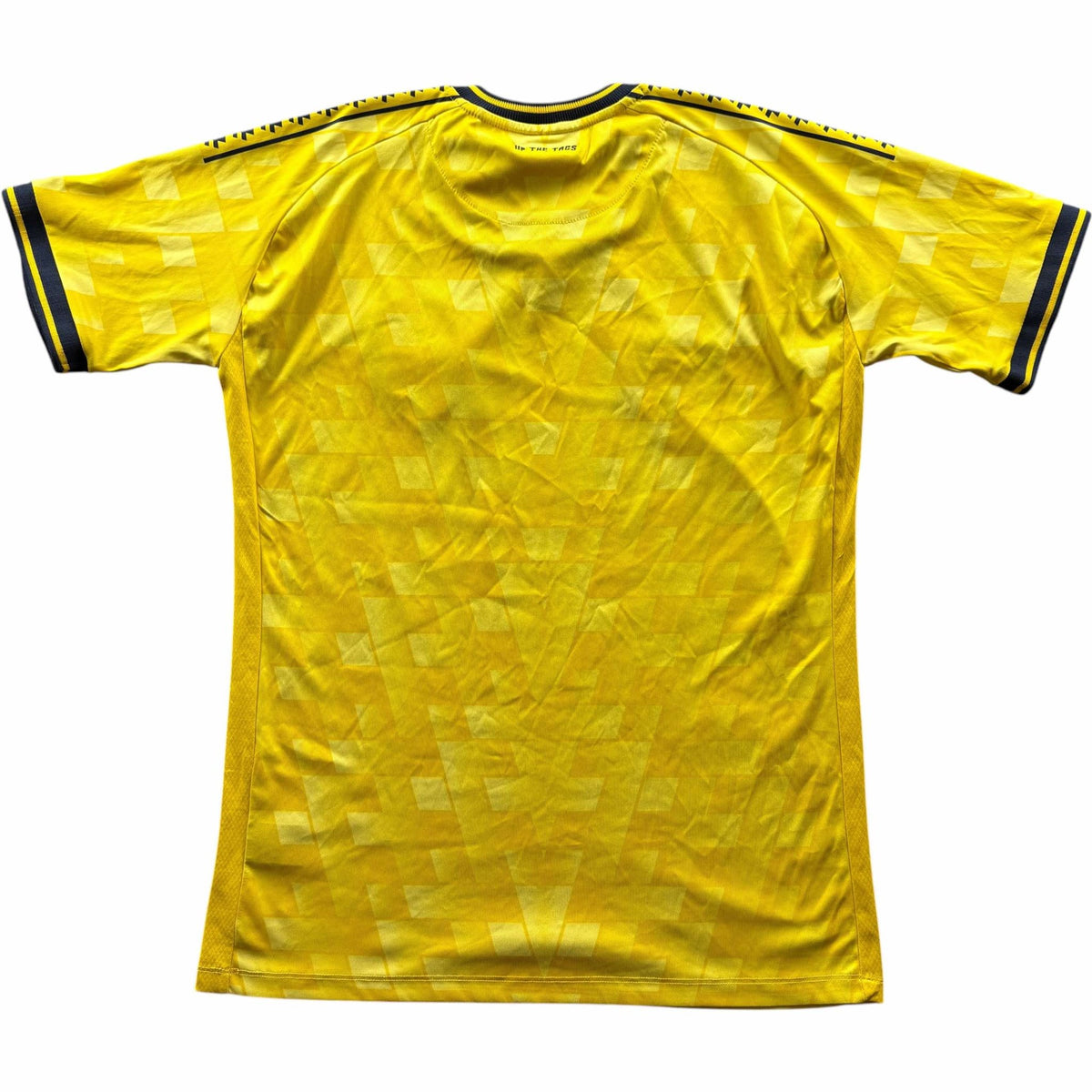 Hashtag United 2025-26 VX3 home football shirt size M