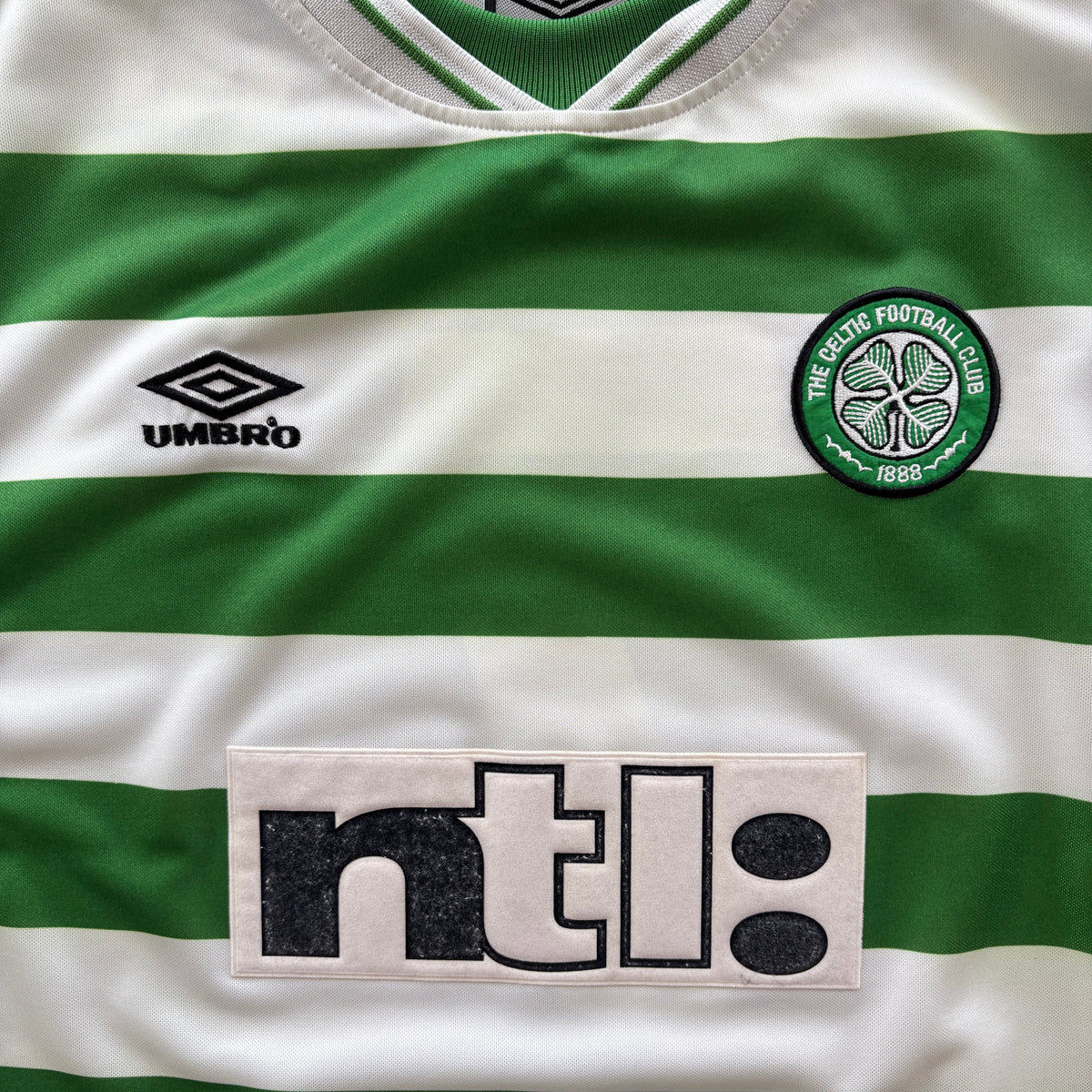 Celtic 1999-2001 Umbro home Henrik Larsson football shirt size L