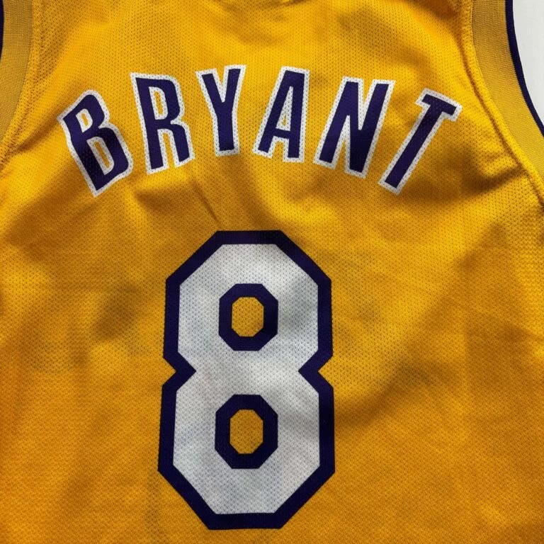 Los Angeles Lakers Kobe Bryan Champion EU hazai NBA mez M