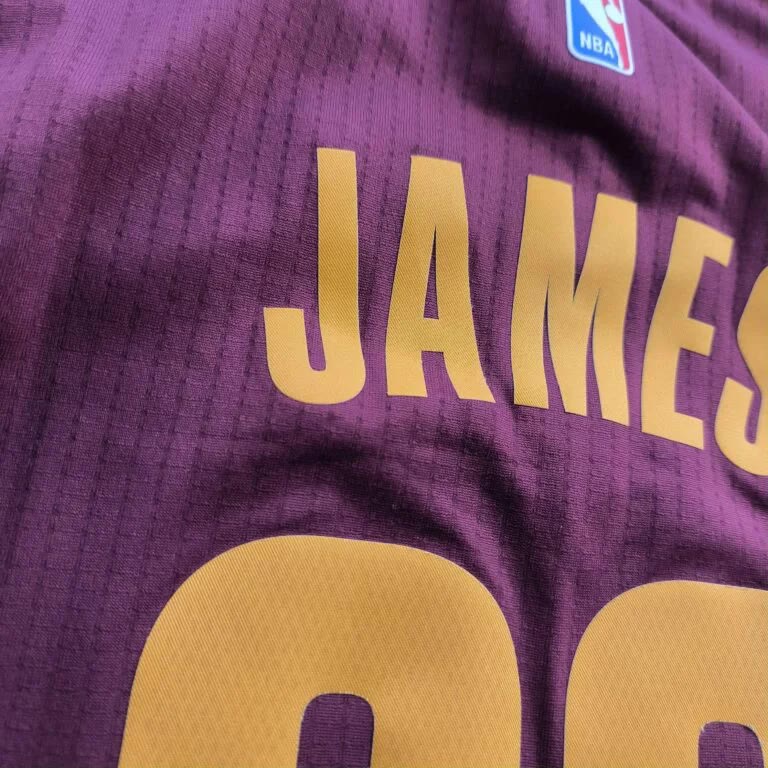 Cleveland Cavaliers LeBron James Adidas Rev30 away NBA jersey size XL