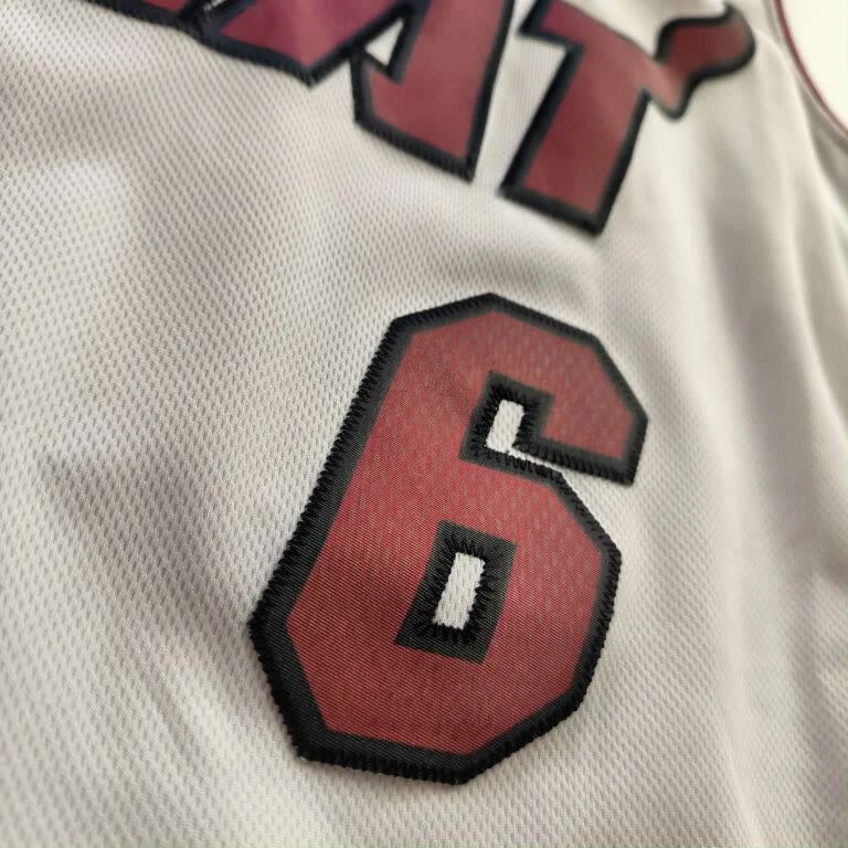 Miami Heat LeBron James Adidas Swingman hazai NBA mez S