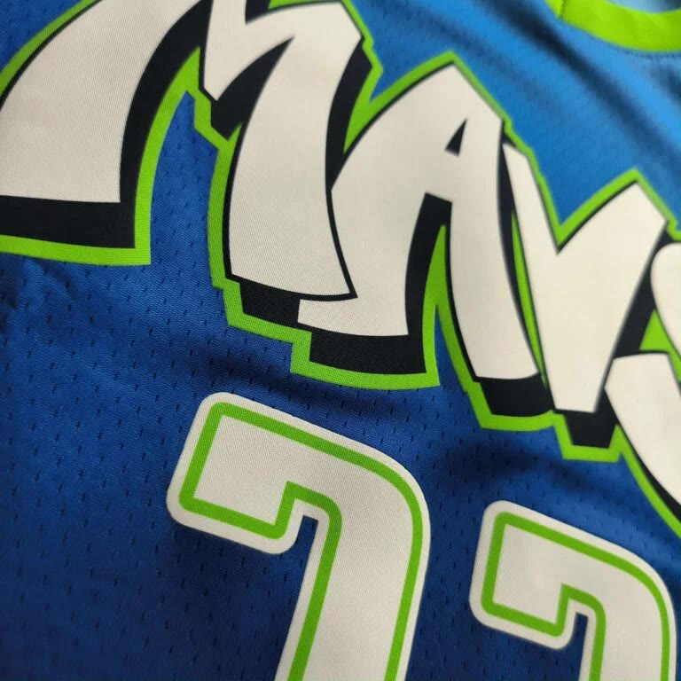 Dallas Mavericks Luka Doncic Nike City Edition *New* NBA jersey size M