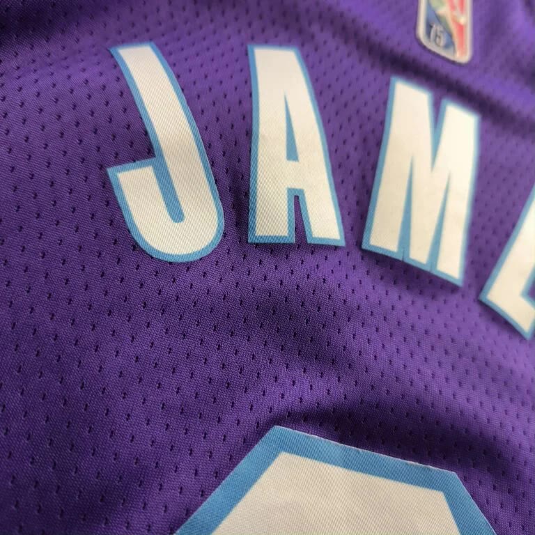 Los Angeles Lakers LeBron James Nike City Edition NBA jersey size L