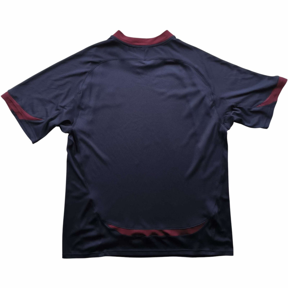Hannover 2011-12 Under Armour training football shirt size XL