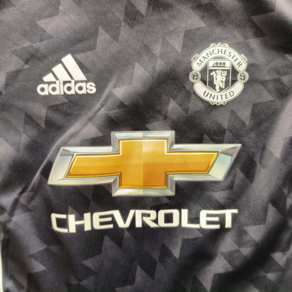 Manchester United 2017-18 Adidas away football shirt size 92