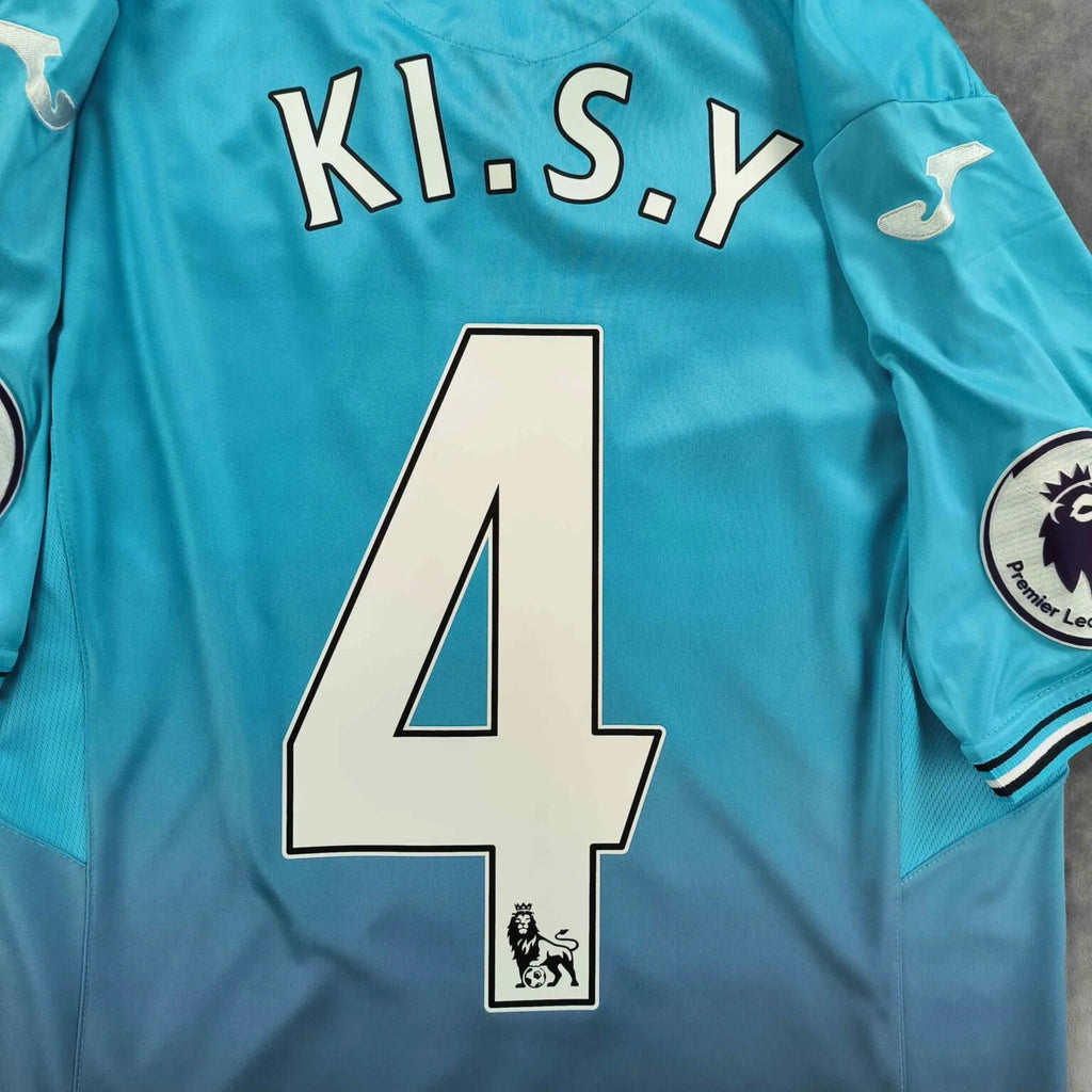 Swansea 2016-17 Joma vendég Ki Sung-yeung foci mez S