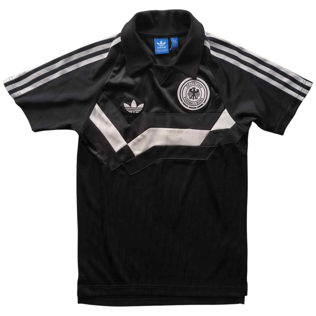 Germany 2016-17 Adidas training retro football shirt size XS