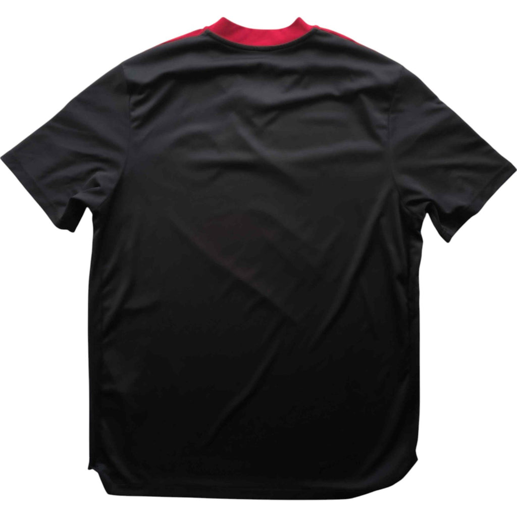 Manchester United 2021-22 Adidas training football shirt size XL