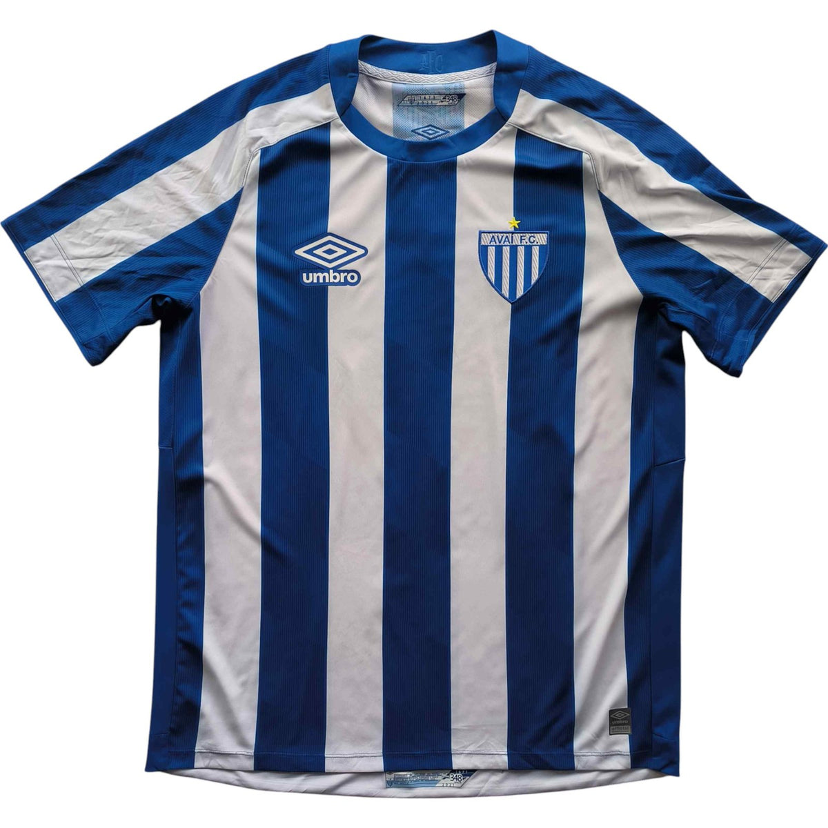 Avaí 2021 Umbro hazai foci mez L-es