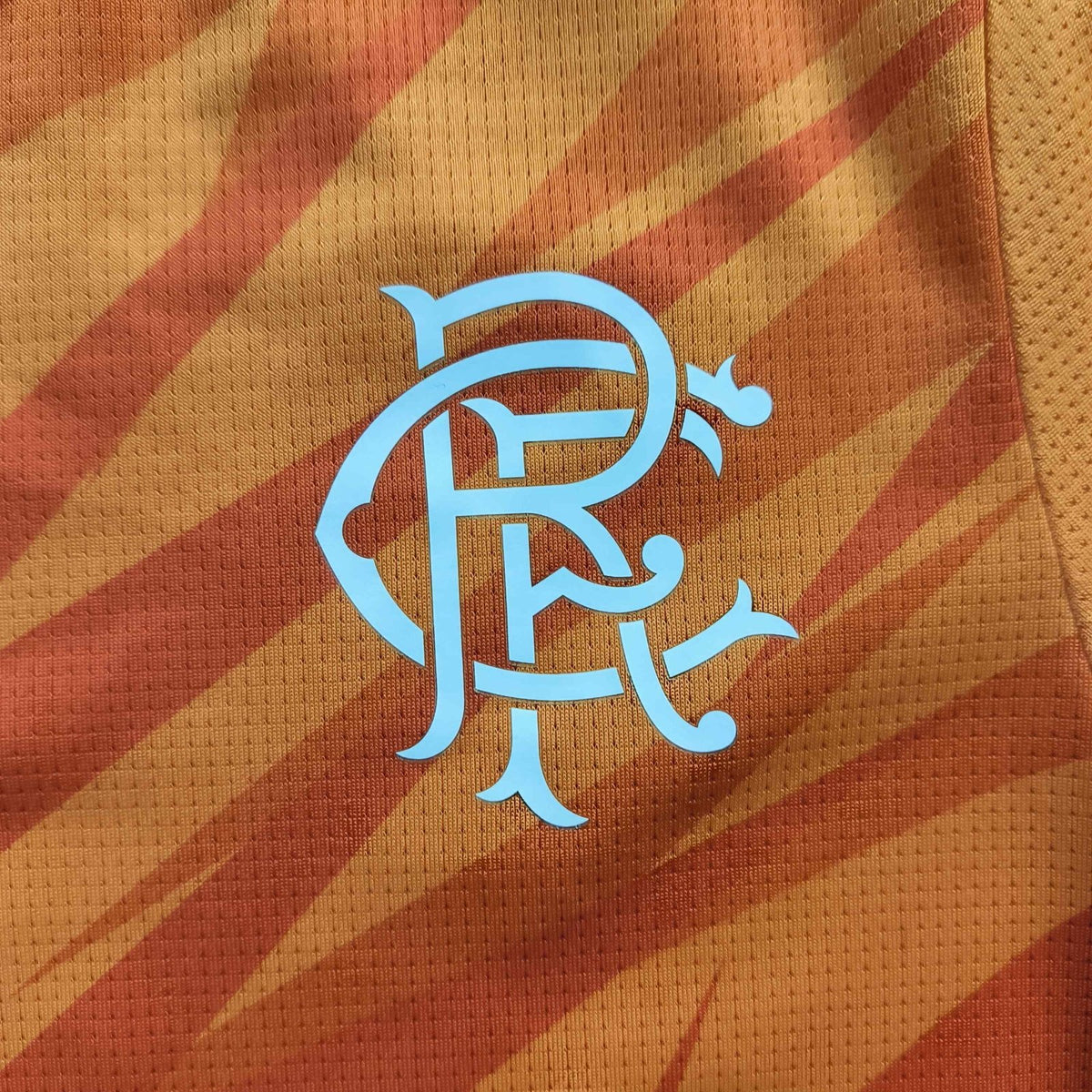 Rangers 2022-23 Castore training football shirt size 164