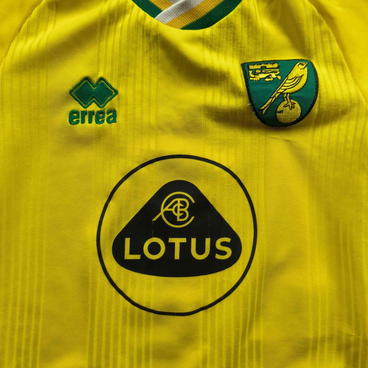 Norwich City 2020-21 Errea home „Naya #1” football shirt size 92