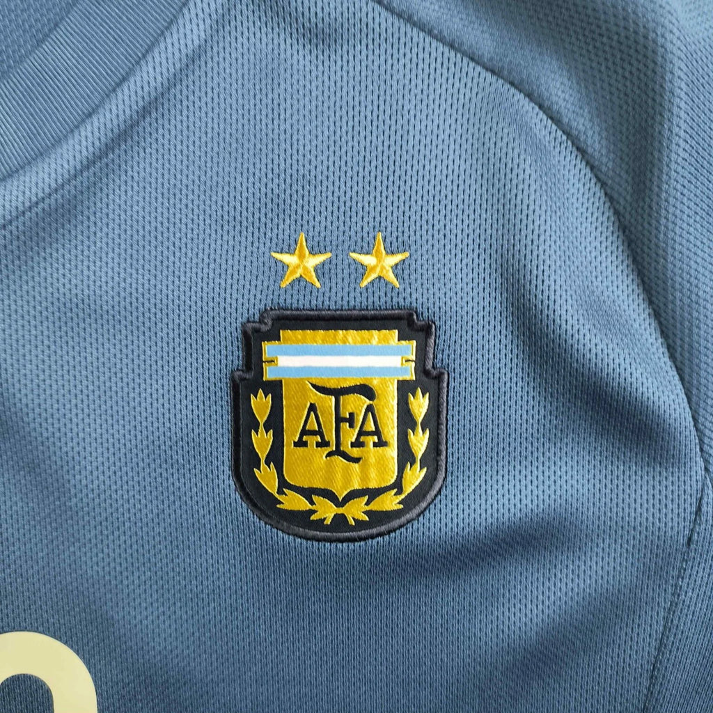 Argentina 2015-17 away Lionel Messi football shirt size L