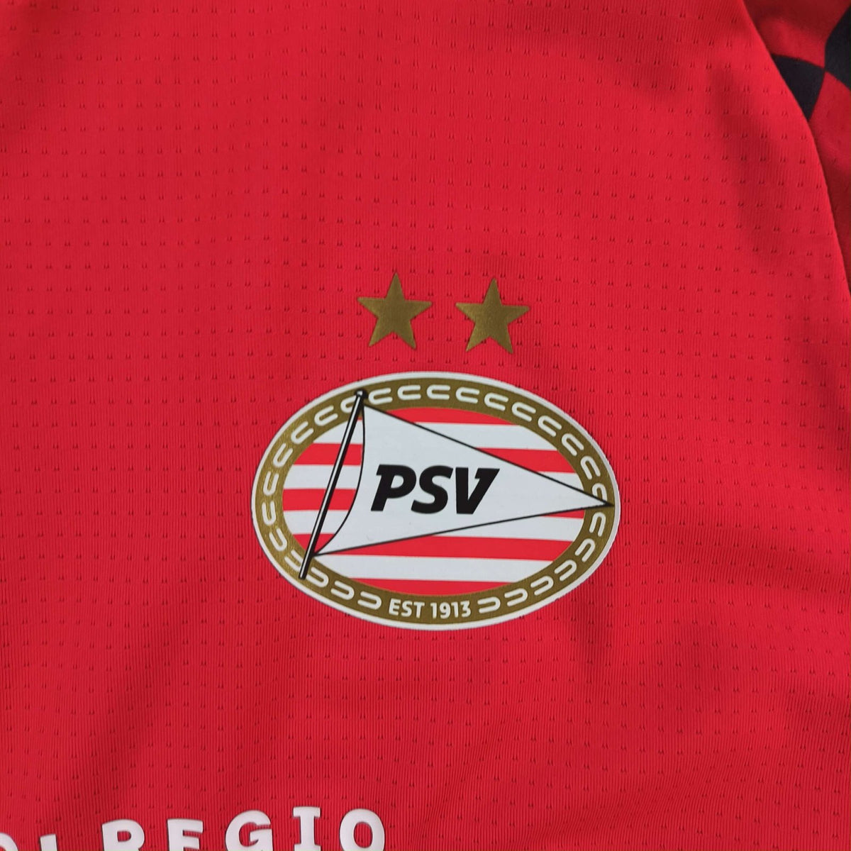 PSV Eindhoven 2022-23 Puma Pre-Match training foci mez S-es