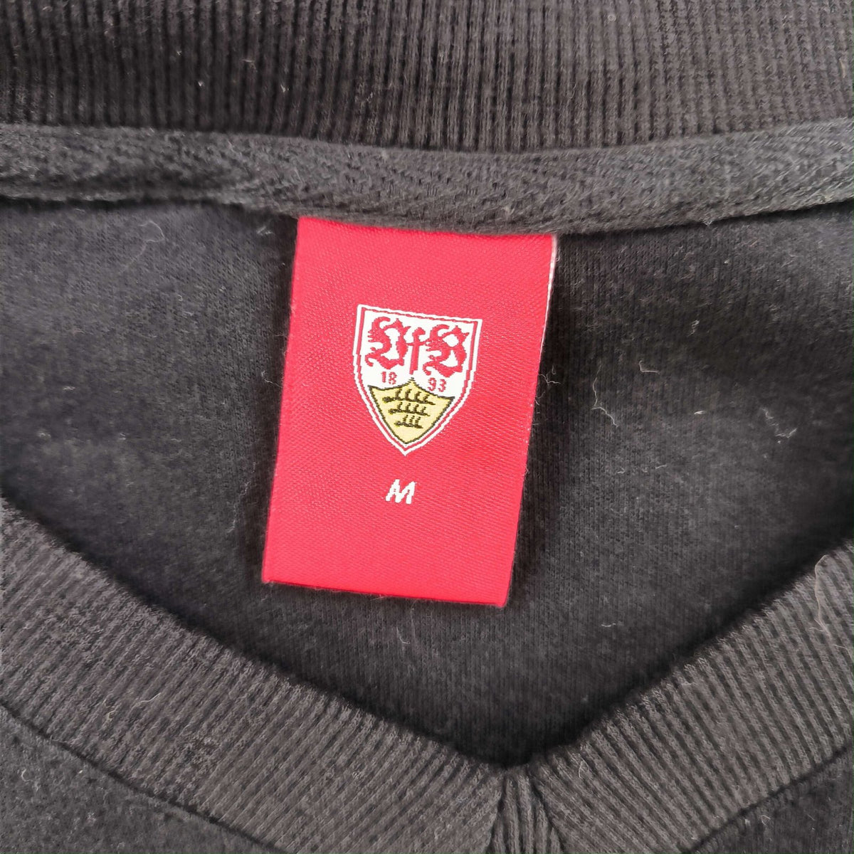 Stuttgart póló M-es