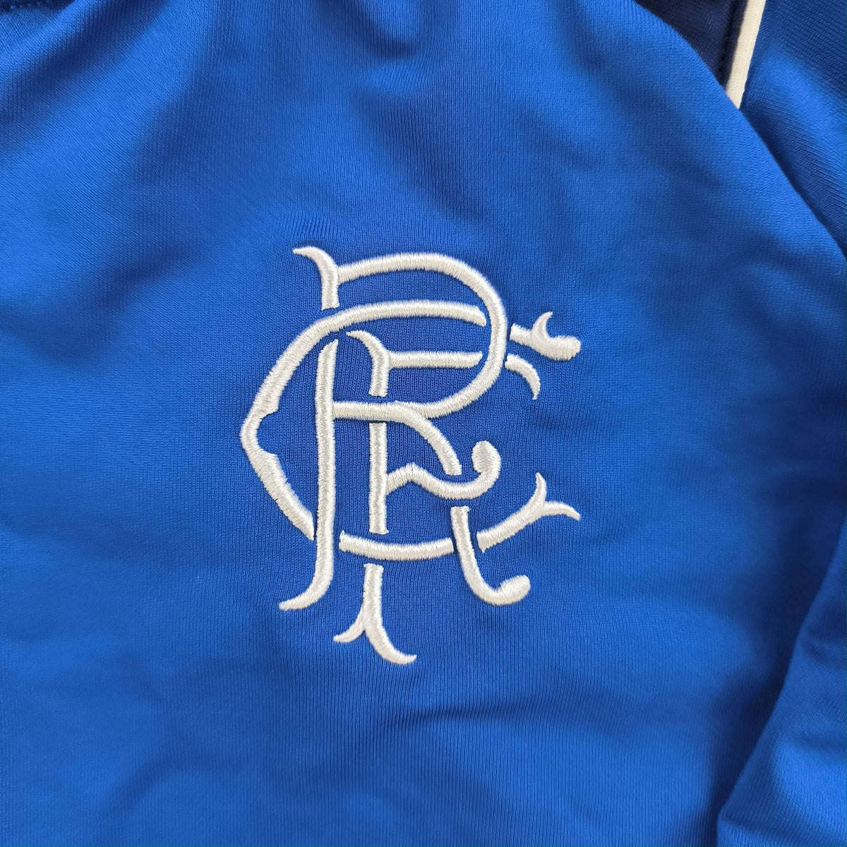 Rangers 2022-23 Castore training top size M