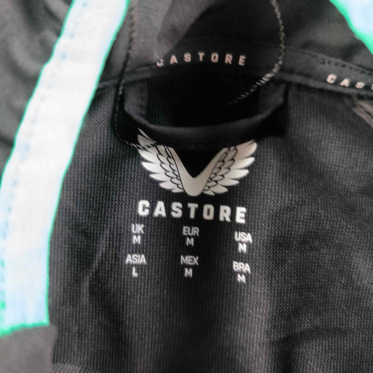 Newcastle United 2022-23 Castore jacket size M