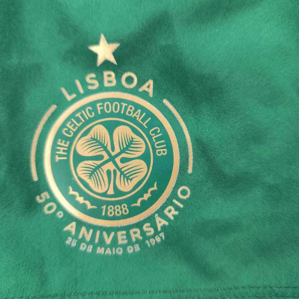 Celtic 2017-18 New Balance away football shorts size 92
