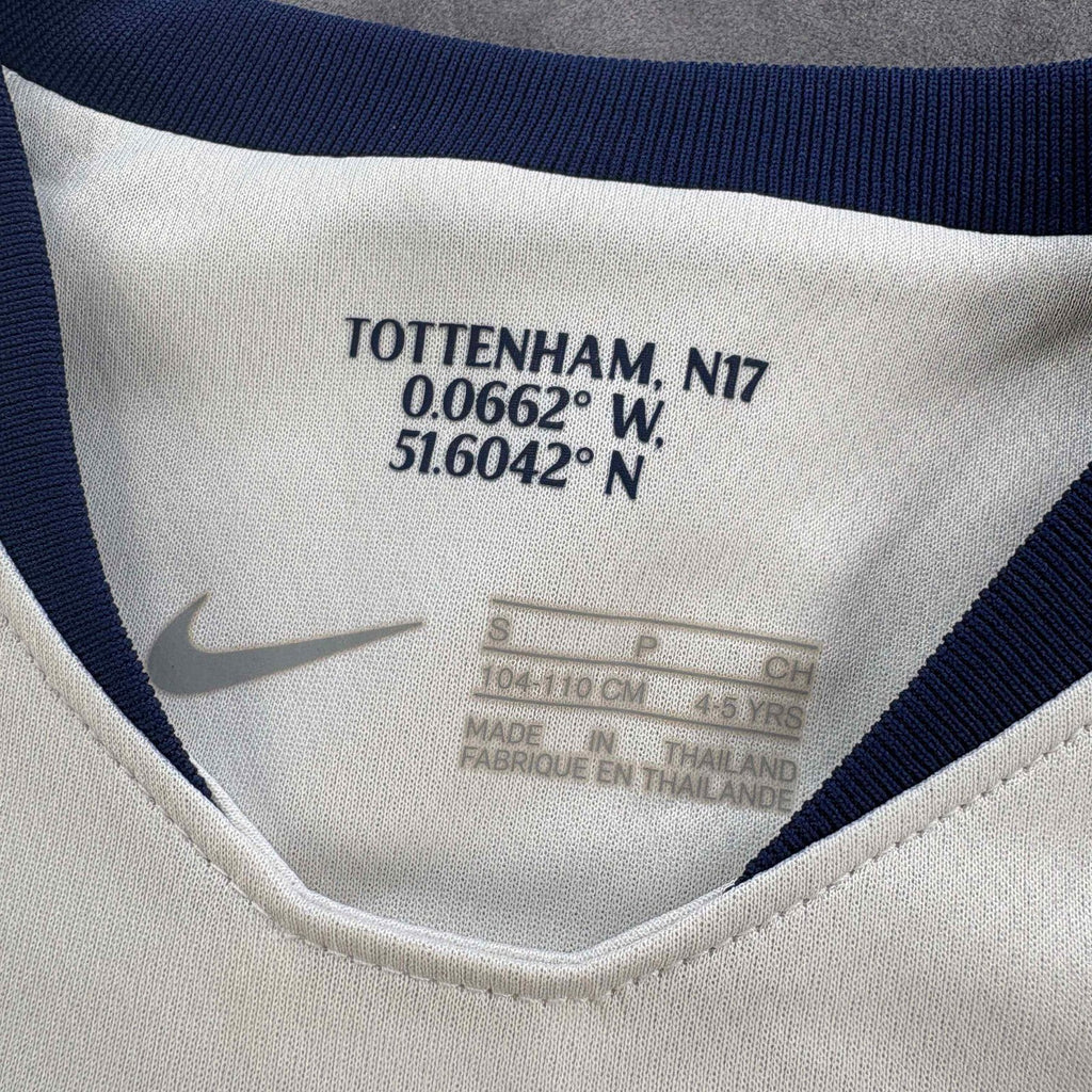 Tottenham 2018-19 Nike home football shirt size 104