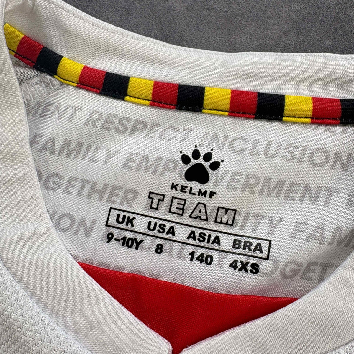 Watford 2020-21 Kelme away football shirt size 140