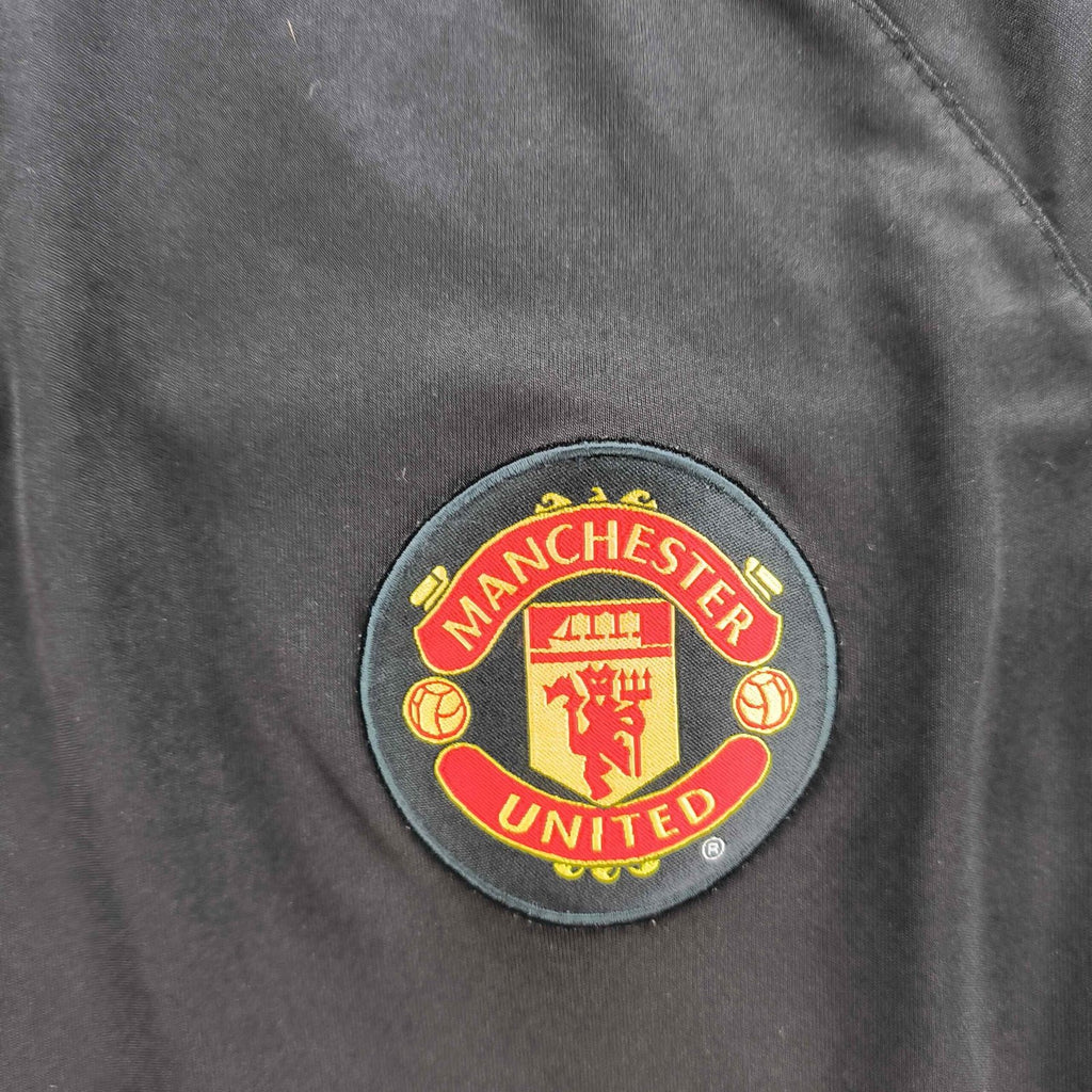 Manchester United tee size XL