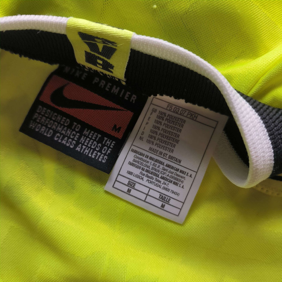 Borussia Dortmund 1995-96 Nike home long sleeve football shirt size M