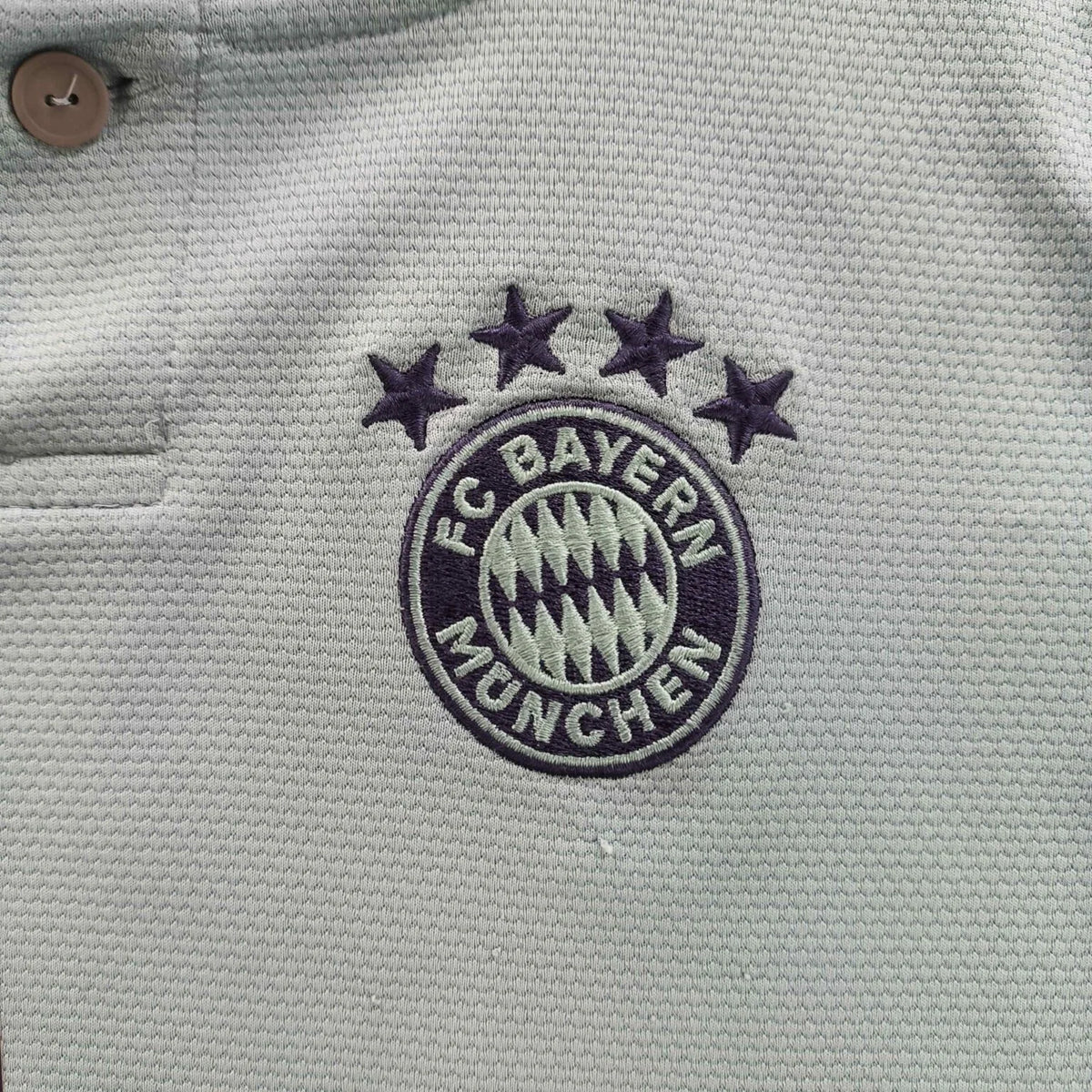 Bayern München 2018-19 Adidas away David Alaba football shirt size 140