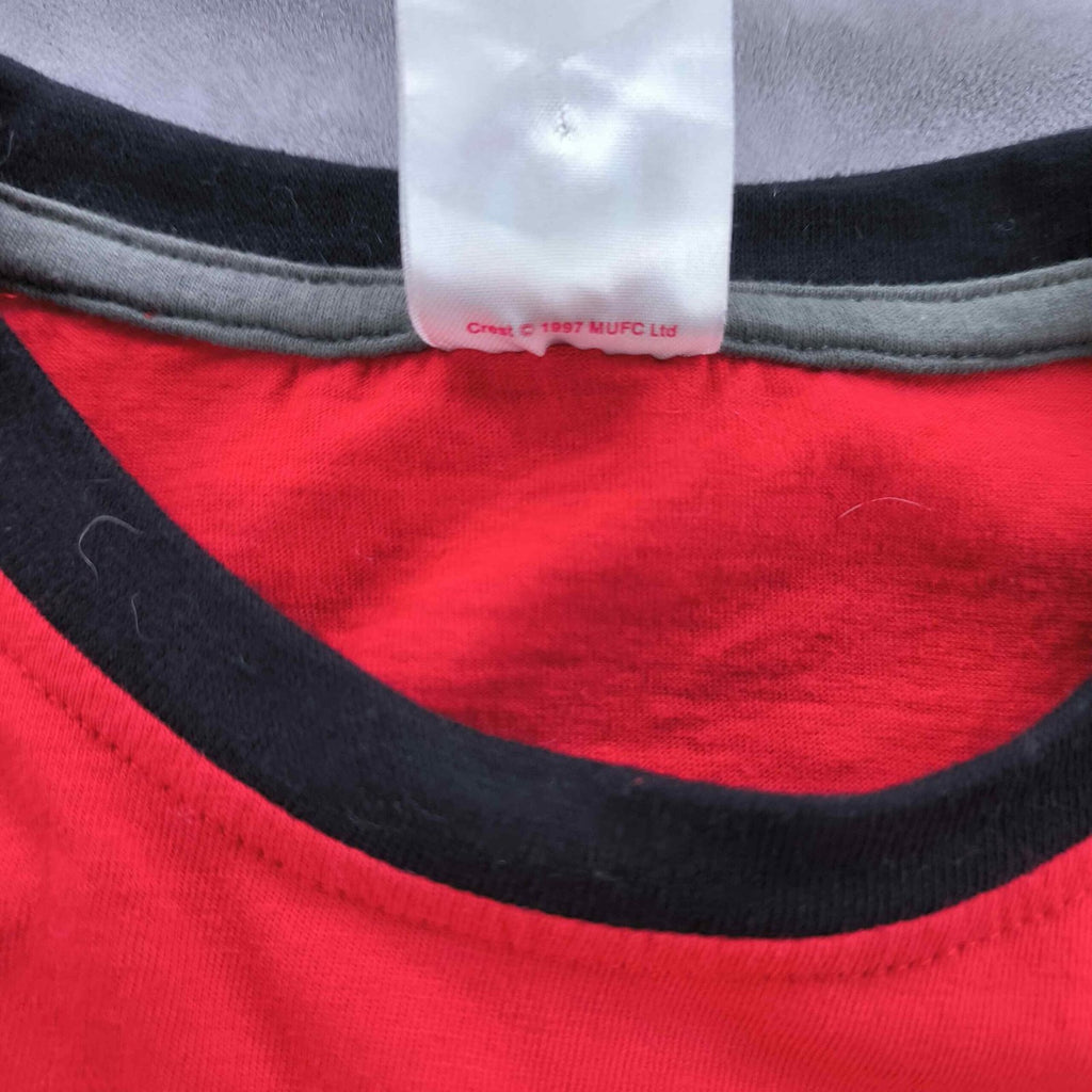 Manchester United tee size 158