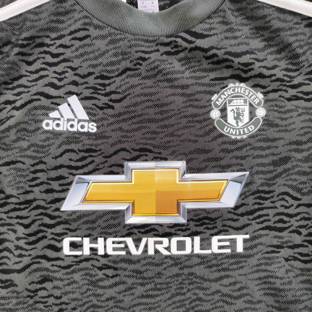 Manchester United 2020-21 Adidas away football shirt size 116