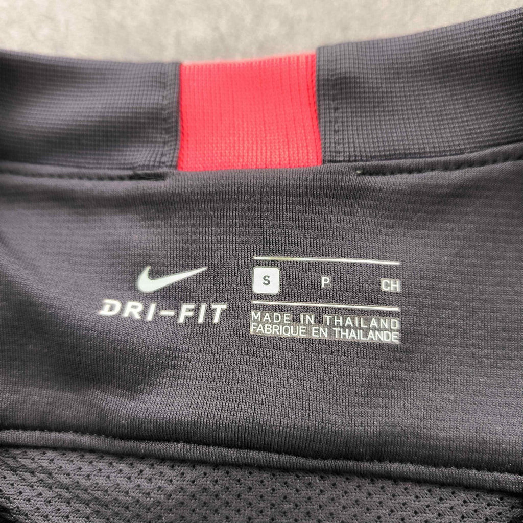 PSG 2020 Nike training football shirt size S