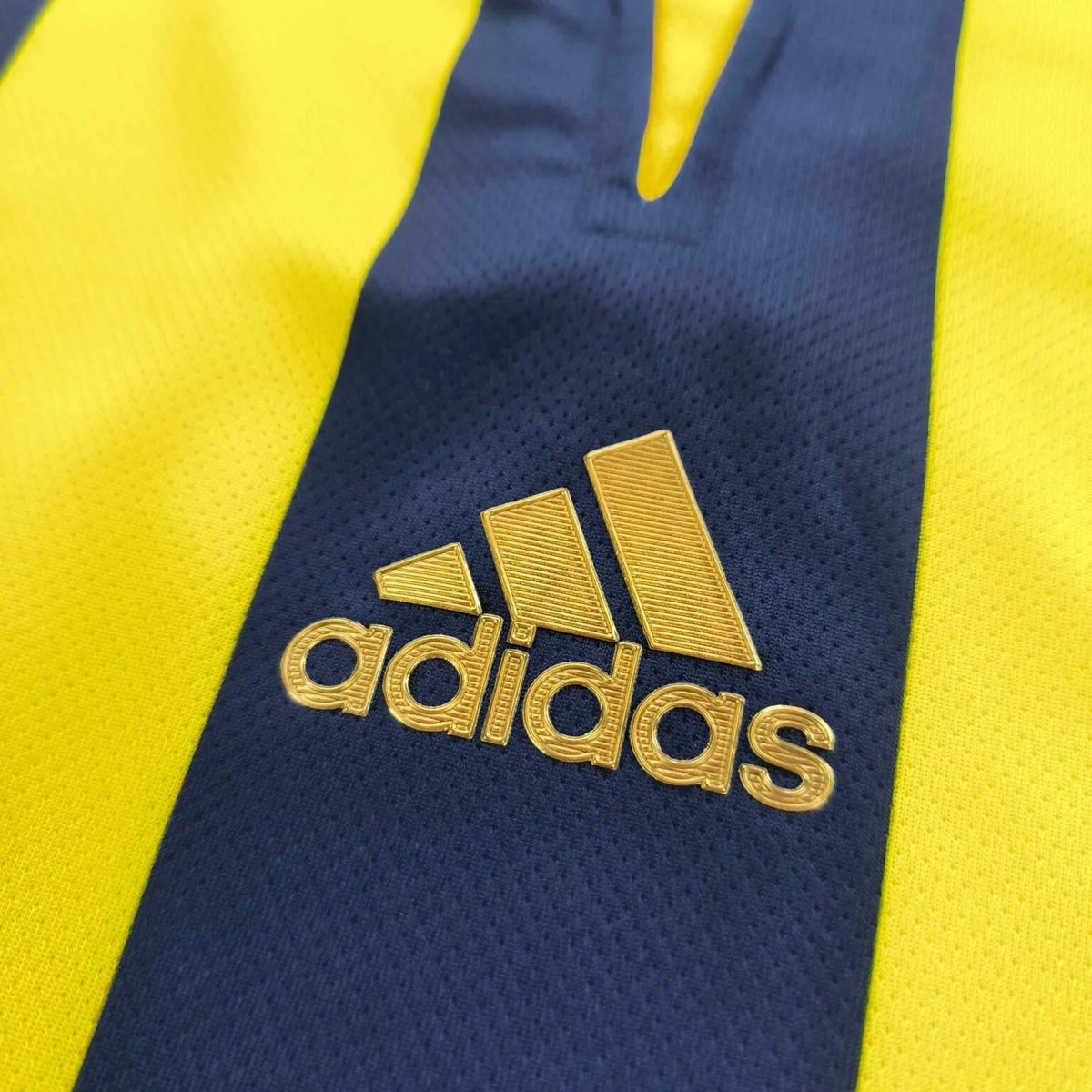 Fenerbahce 2015-16 Adidas hazai EL Robin van Persie foci mez S-es