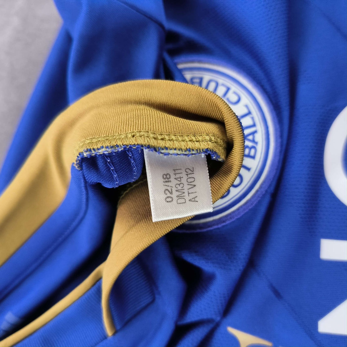 Leicester City 2018-19 Adidas home football shirt size 140