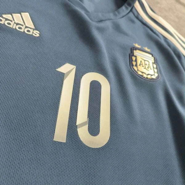 Argentina 2015-17 Adidas away Lionel Messi football shirt size M