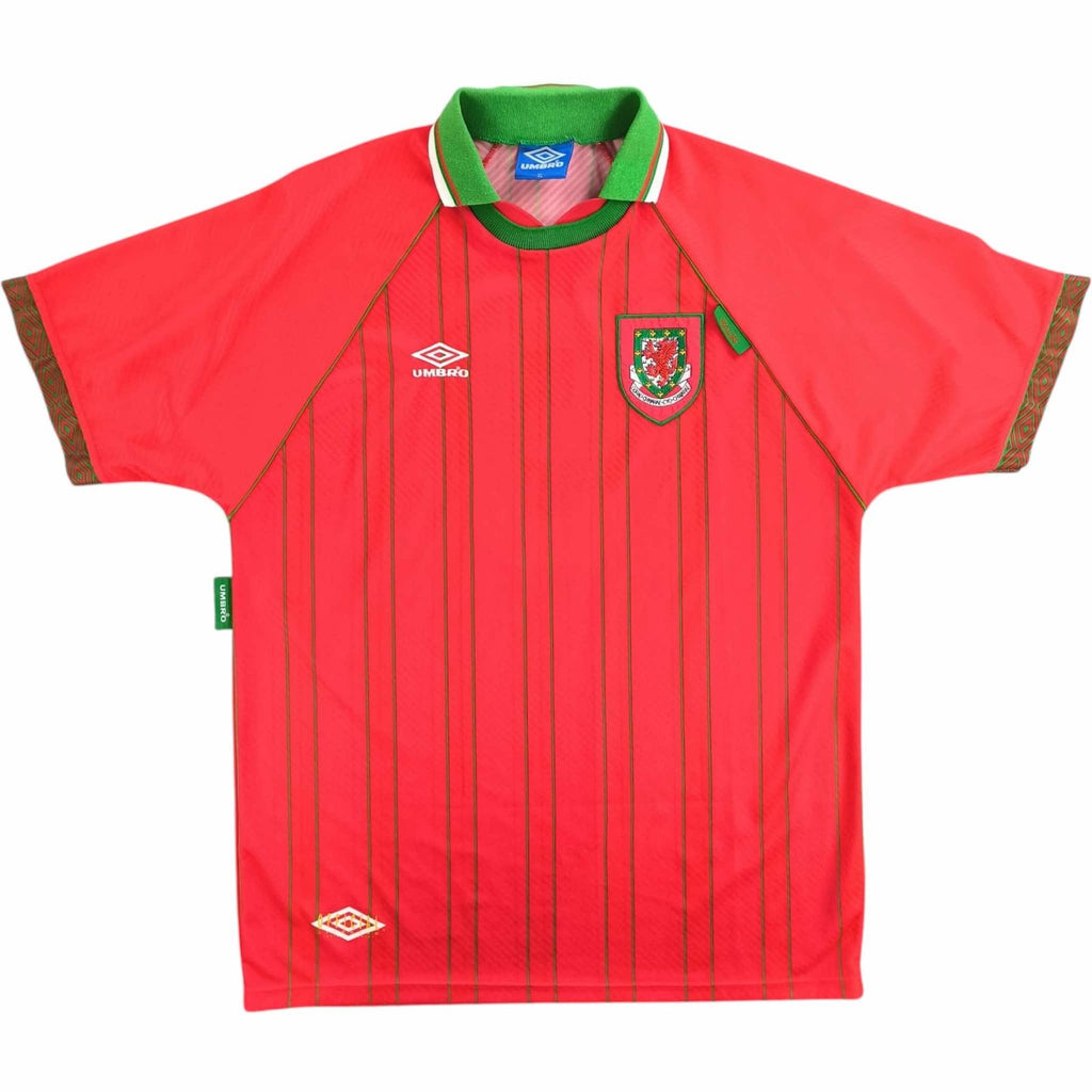 Wales 1994-96 Umbro home #9 football shirt size XL