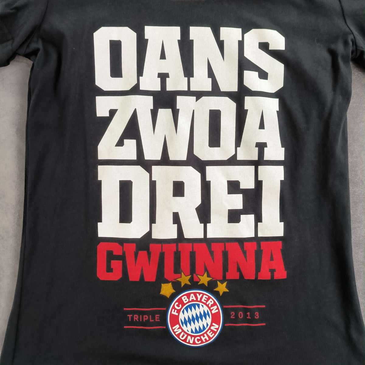 Bayern München 2013-14 Adidas tee size womens M