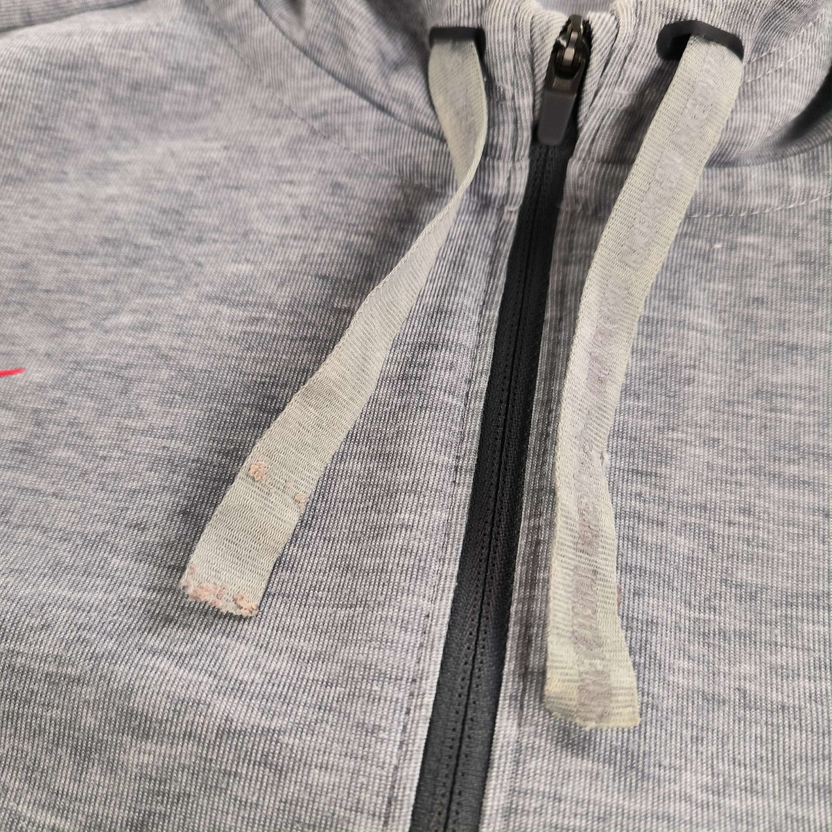 Liverpool 2021-22 Nike hoodie size L