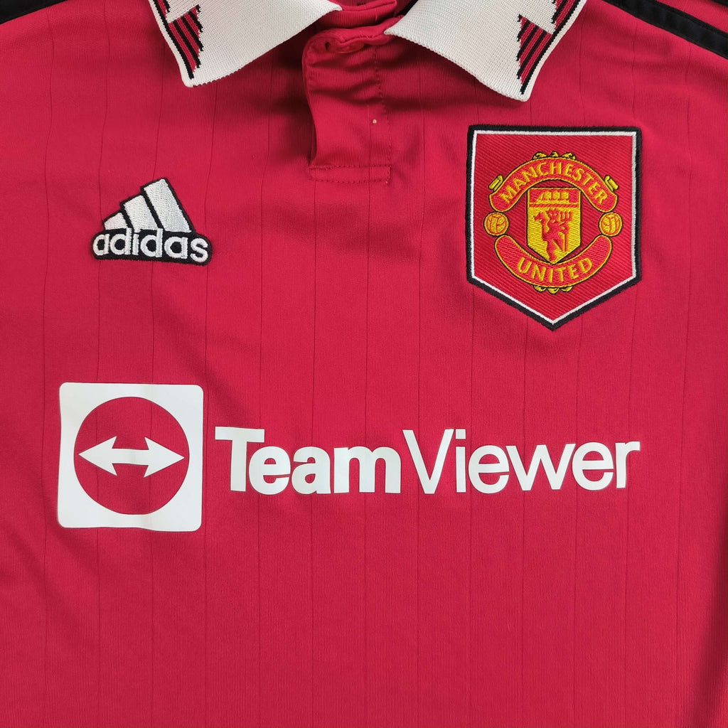 Manchester United 2022-23 Adidas hazai foci mez gyerek 140-es