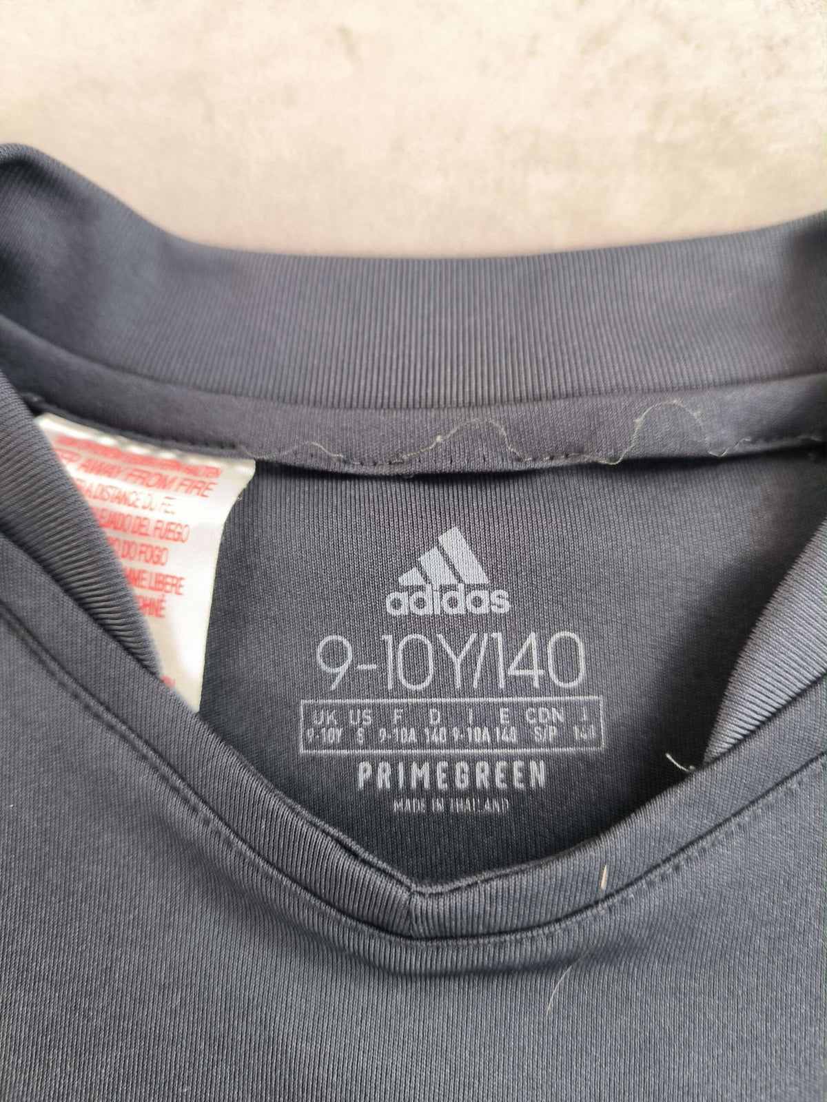 Bayern München 2021-22 Adidas training football shirt size 140