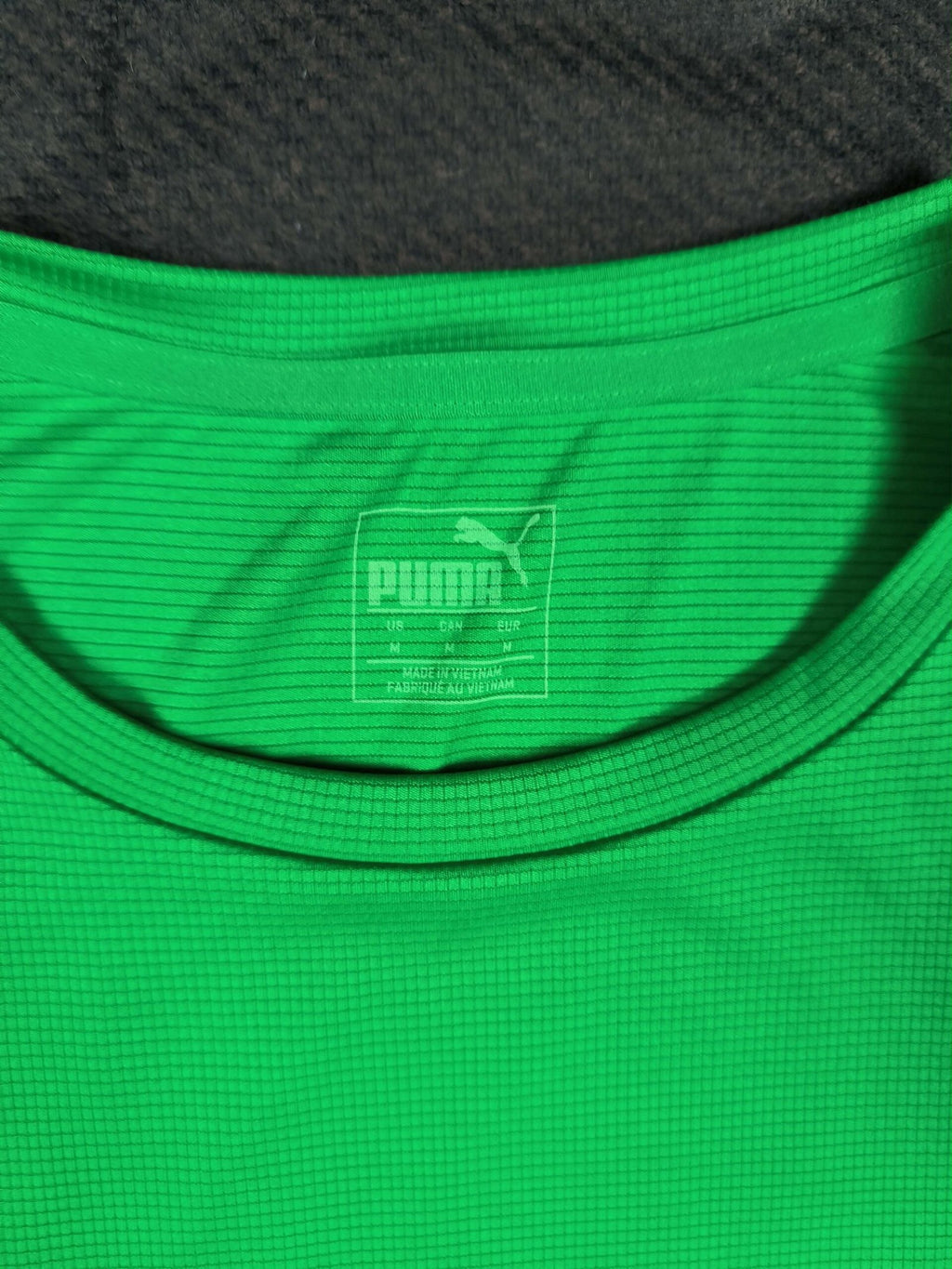 Nigéria Puma foci mez M-es