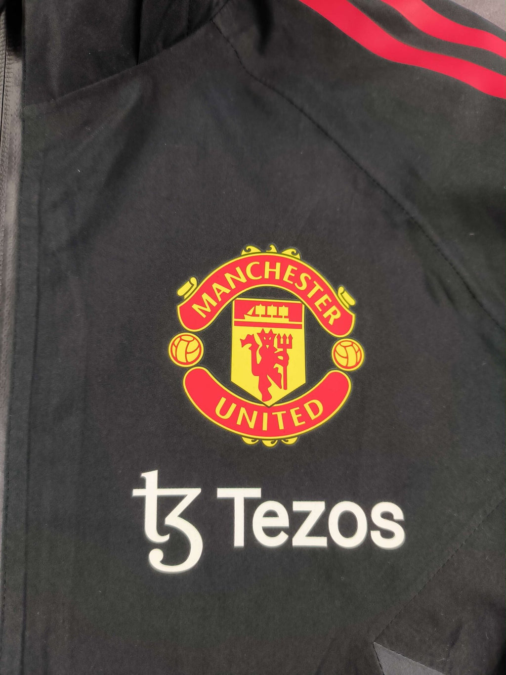 Manchester United 2022-23 Adidas jacket size M