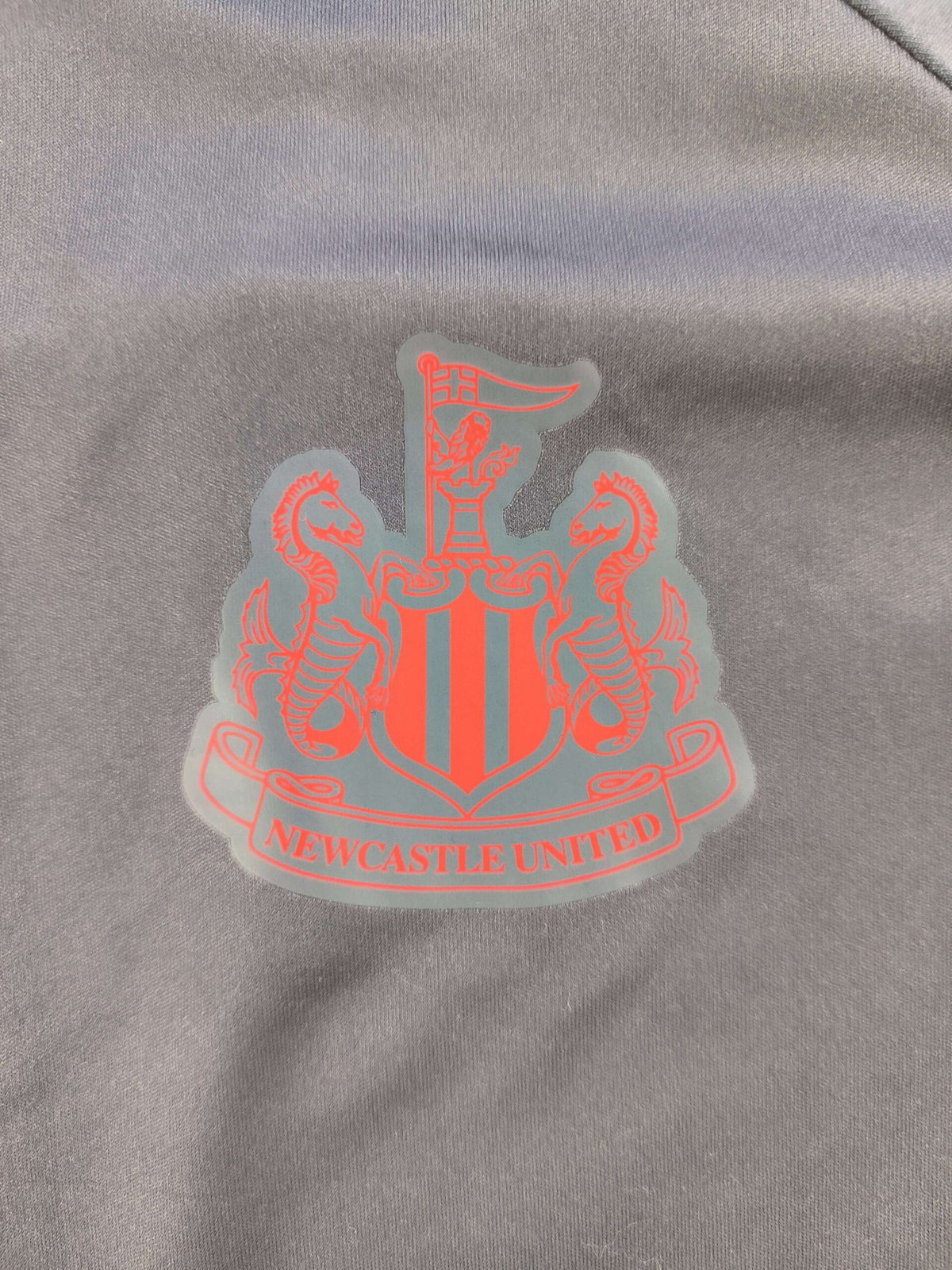 Newcastle United 2022-23 Castore training football shirt size XXL