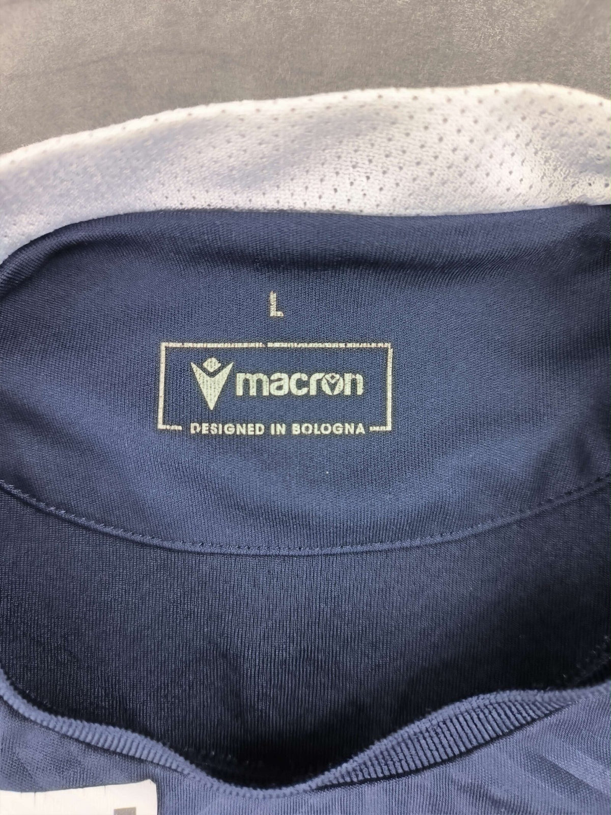 FC Thun Macron training football shirt size L