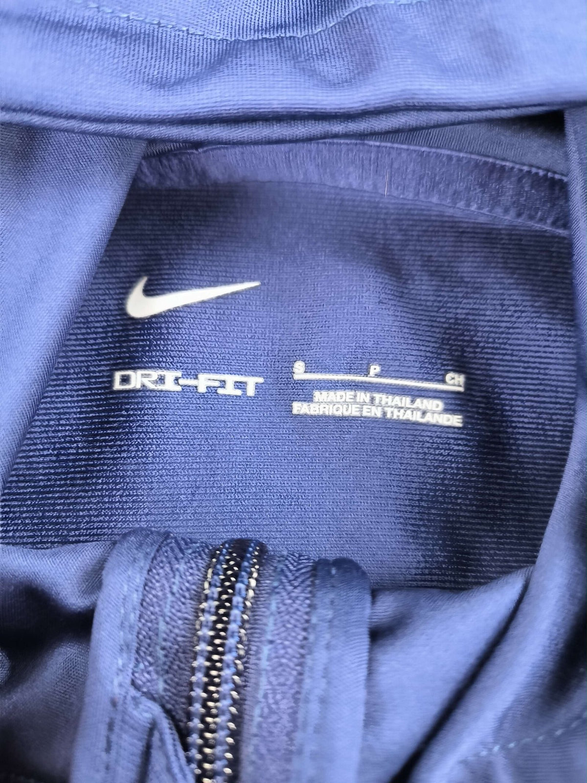 Tottenham 2021-22 Nike kapucnis felső S-es