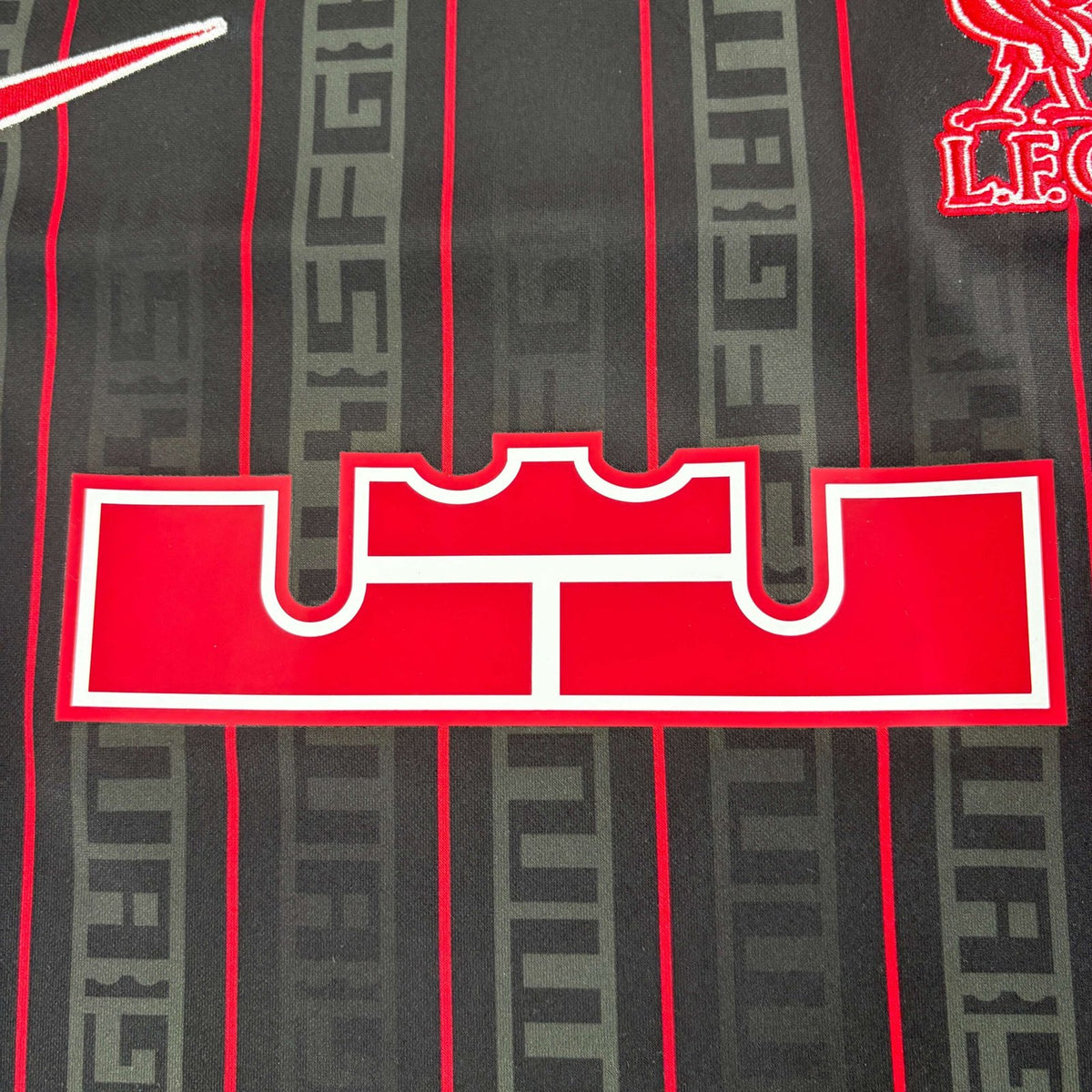 Liverpool x LeBron 2023 Nike foci mez M-es