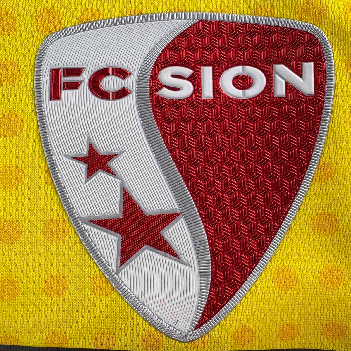 Sion 2016-17 Errea goalkeeper Anton Mitryushkin football shirt size XL