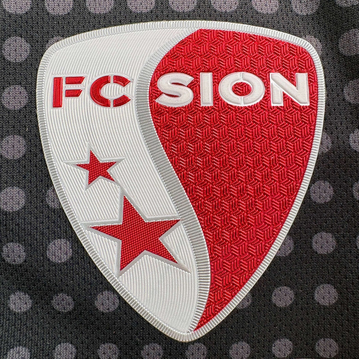 Sion II 2016-17 Errea goalkeeper Noah Berchtold football shirt size L